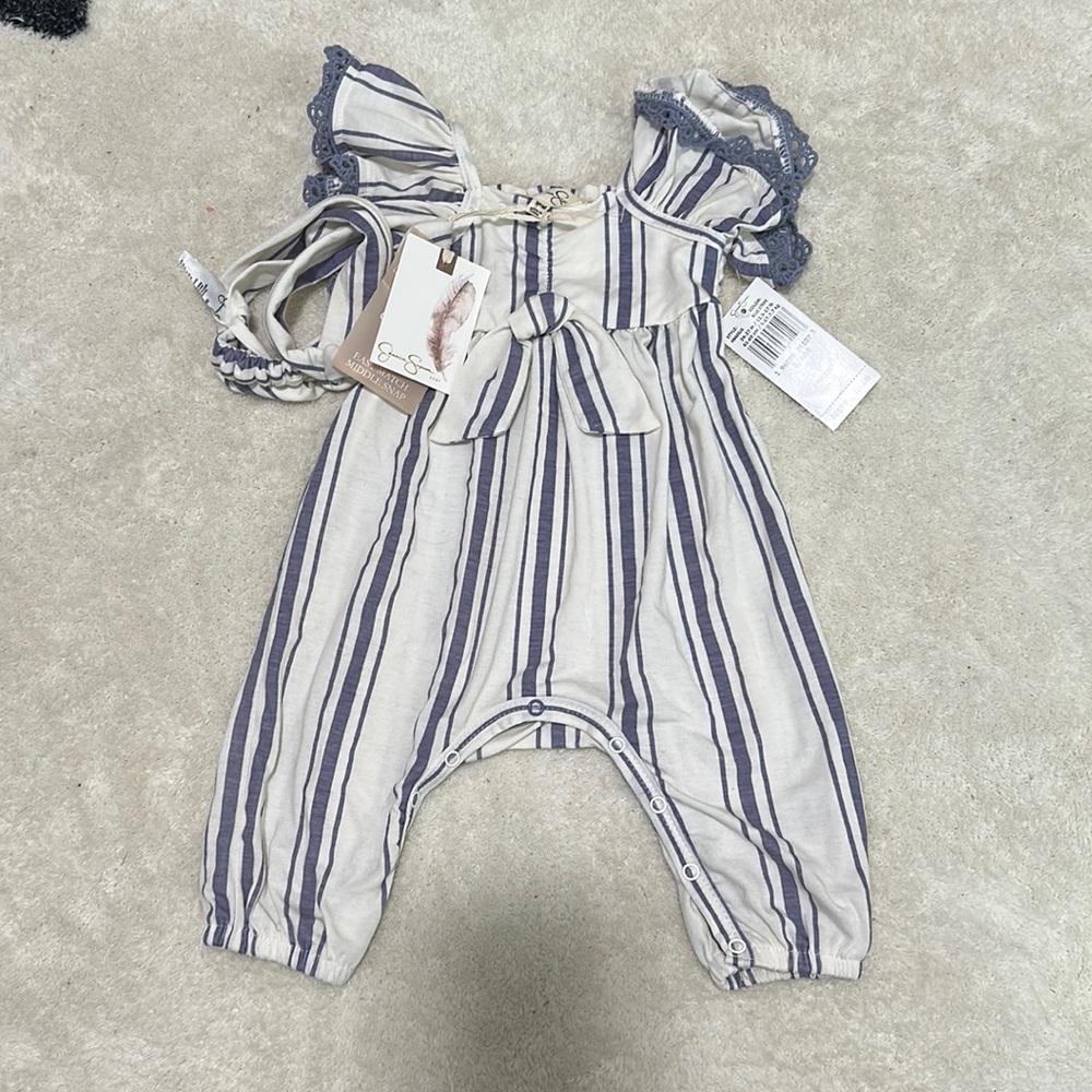 Jessica Simpson- Romper